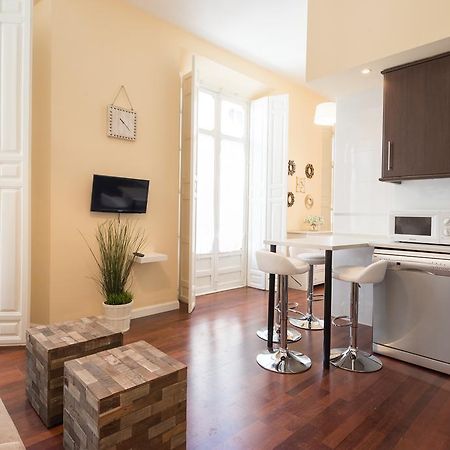 Letmalaga Calderon Apartment ภายนอก รูปภาพ